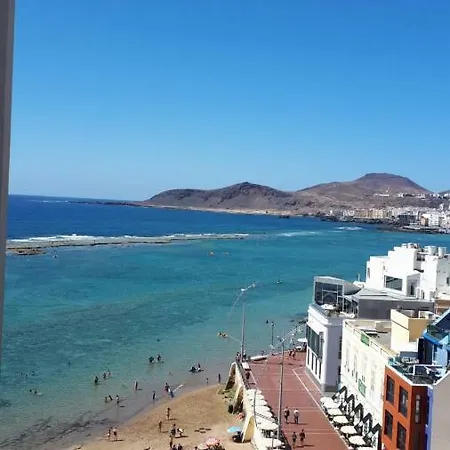 Amplio Canary Style, 1 Playa Canteras Las Palmas / Gran Canaria